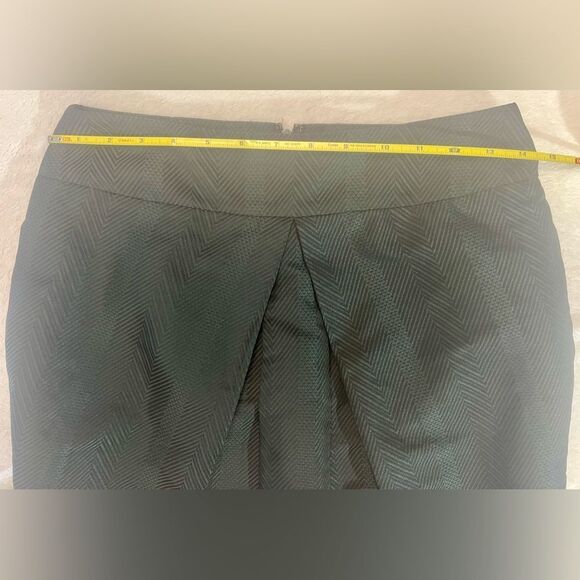 BCBGMaxAzria Emerald Green with Black Pencil Skirt 02 for 0 or 2 - Picture 4 of 10